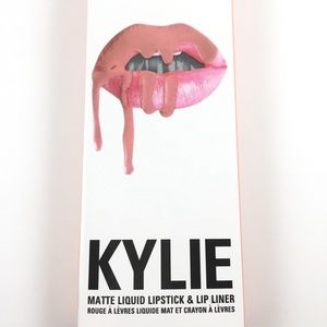 Kylie LipKit
