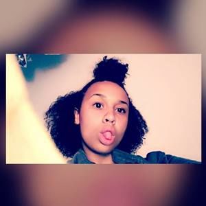 Meet your Posher, Samara