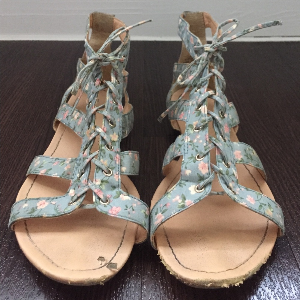 Miss Selfridge Floral Lace up sandals