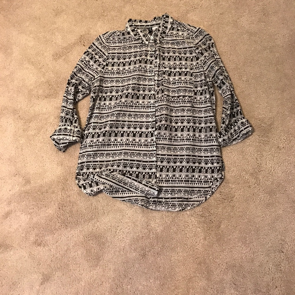 H&M Midsleeve Button Down