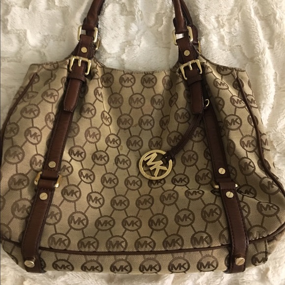 SOLD - Picture 2 of 8