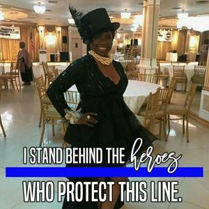 Meet your Posher, Kendra