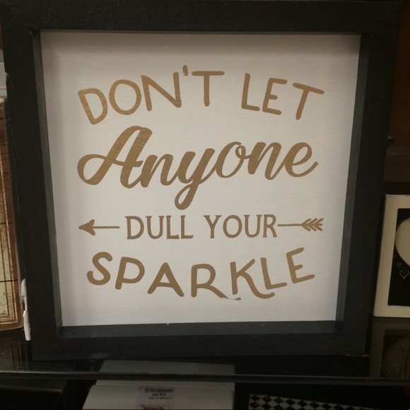 SPOTS LEFT☀️! 1st FOLLOW GAME! ⚡️ - Picture 3 of 6