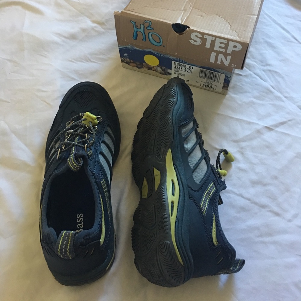 Brand New Bass Water Shoes Gem