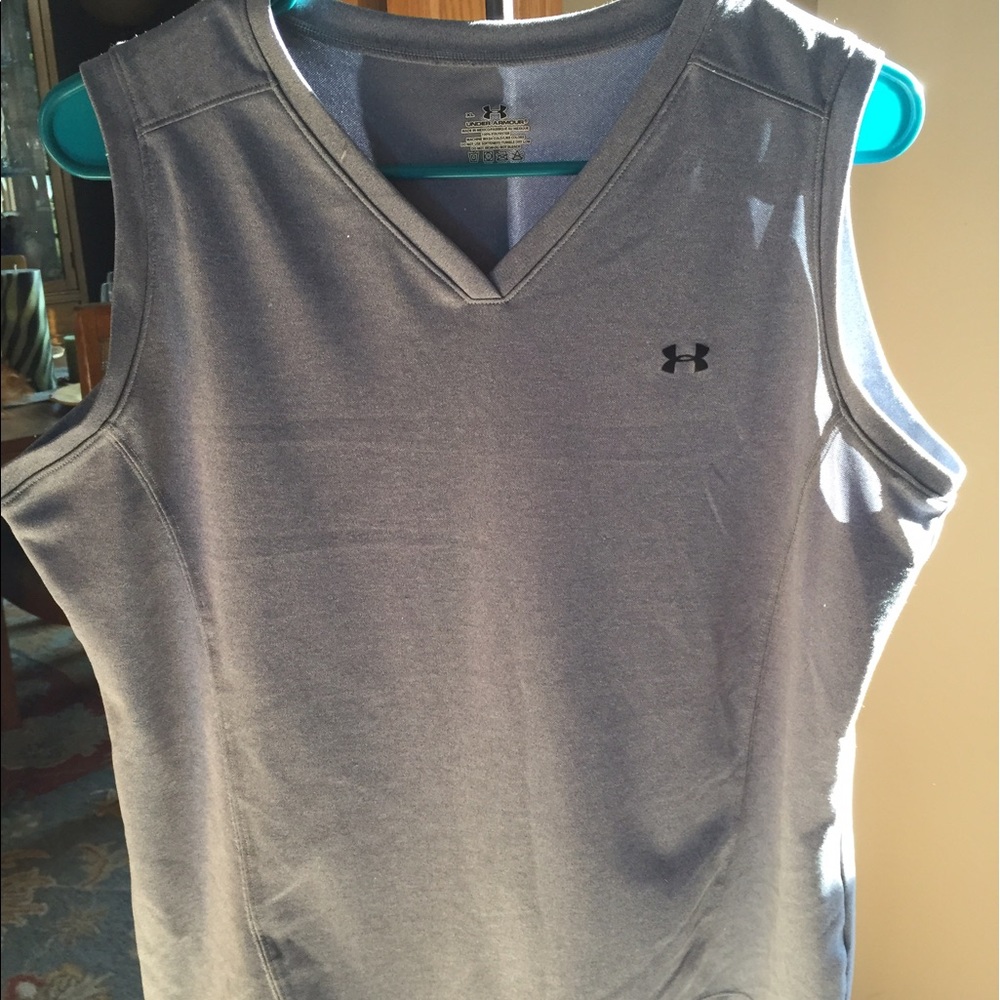 Grey xl sleeveless top