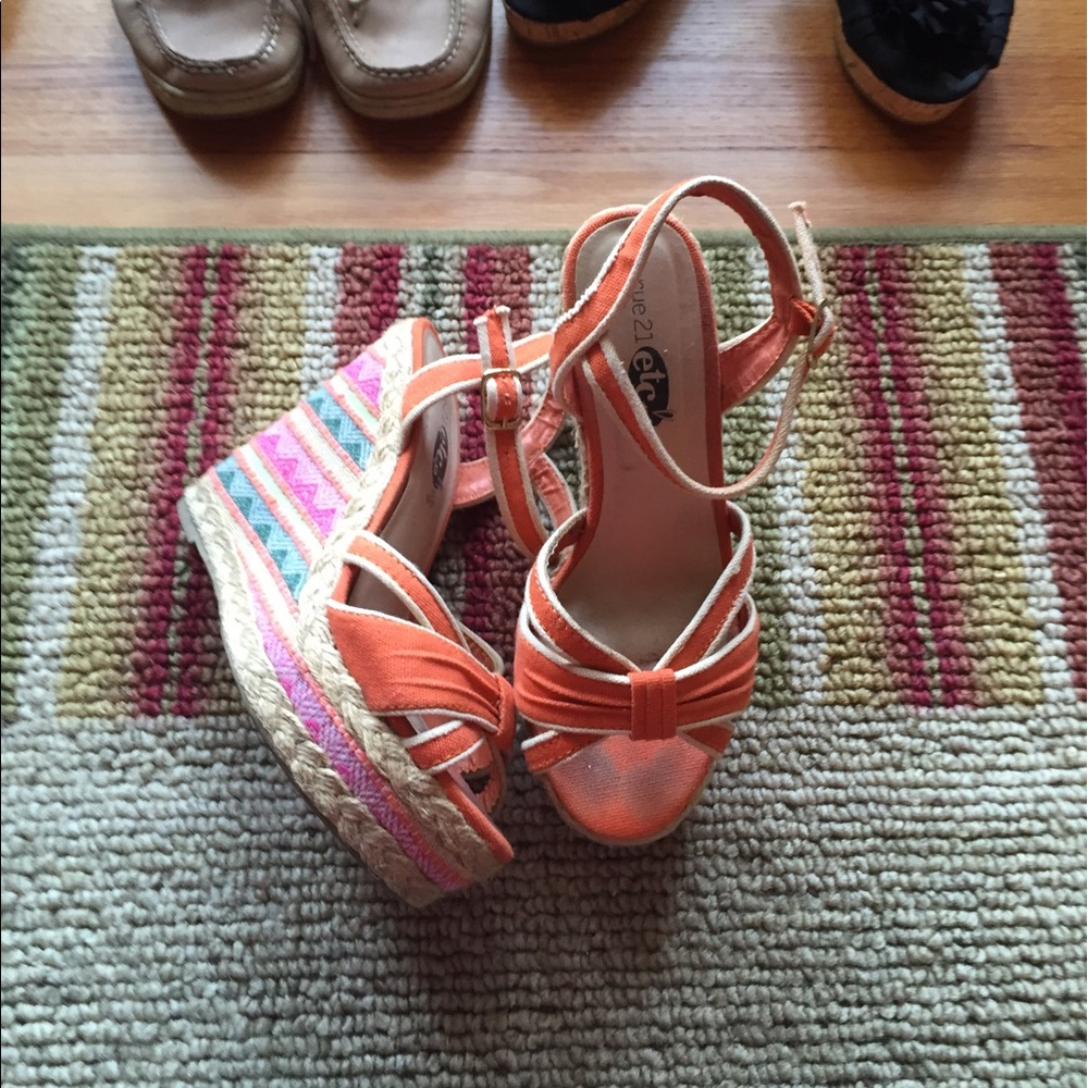Orange Rue 21 platform heels size 6/7