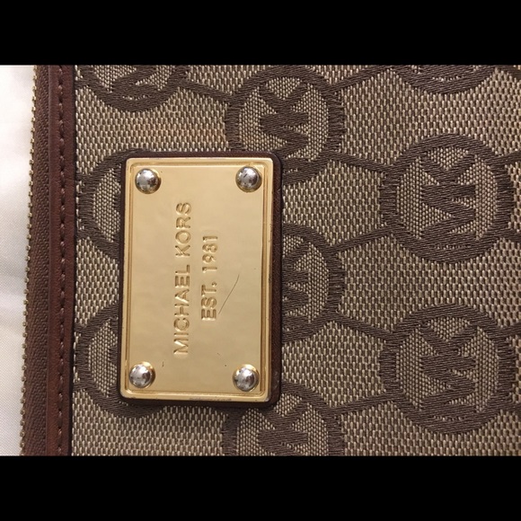 SOLD - Picture 2 of 6