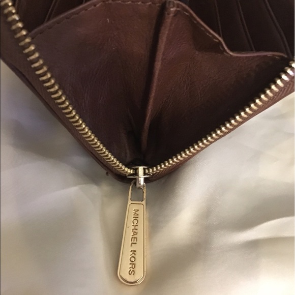 SOLD - Picture 5 of 6