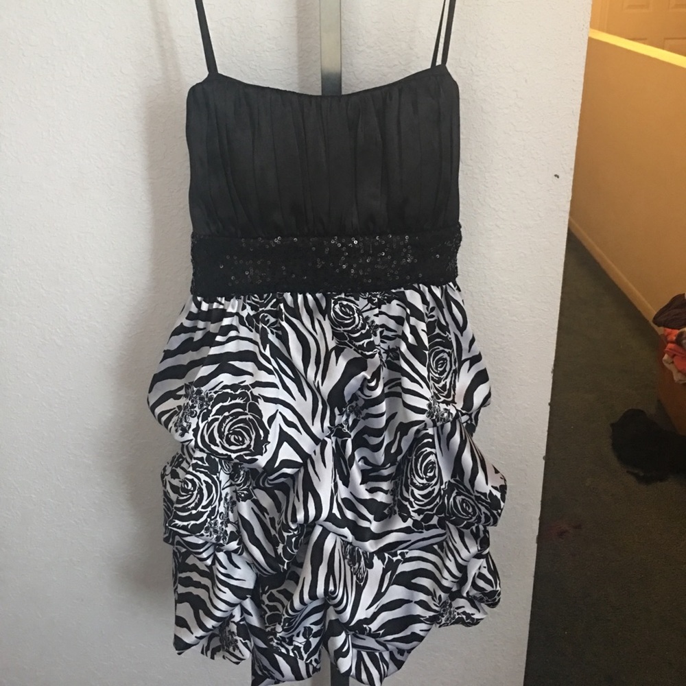 Dress only worn once