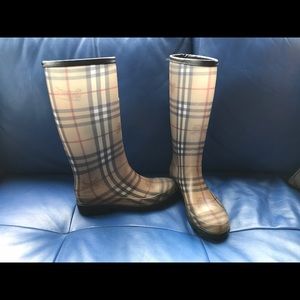 Burberry rain boots