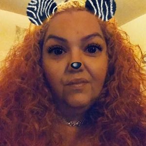 Meet your Posher, Moraima