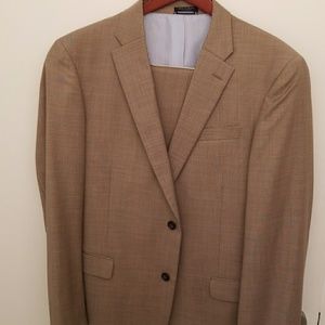 Tommy Hilfiger Light brown suit (jacket and pants)