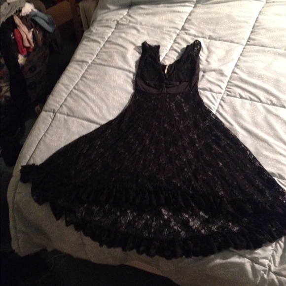 Black lace nitie by free people - Picture 1 of 3