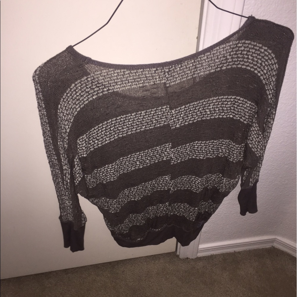 Top - Picture 2 of 2