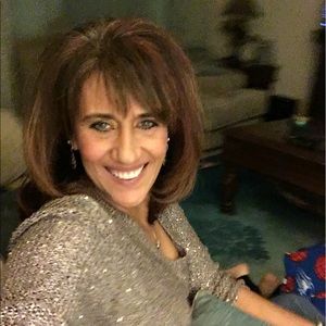 Meet your Posher, Shirley