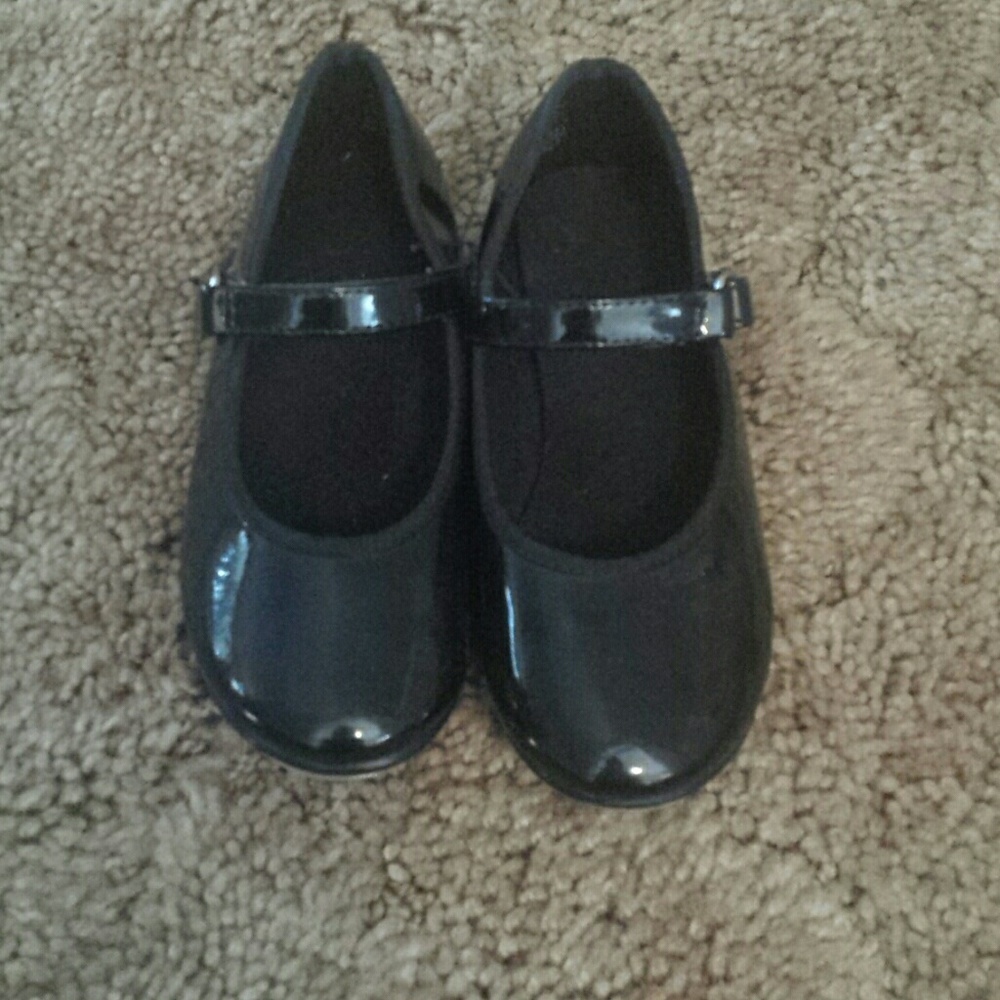 Little girl tap shoes