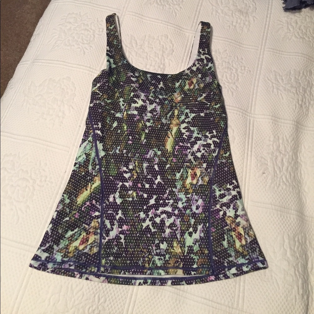 NWOT Lululemon Tank