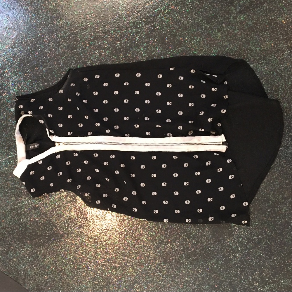 Skull zipper high low top
