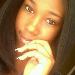 Meet your Posher, Monique dene