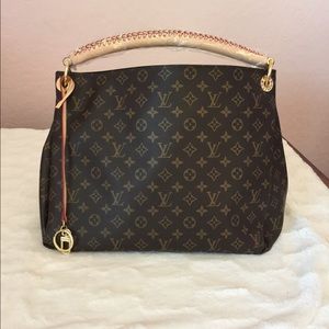 LV artsy GM bag