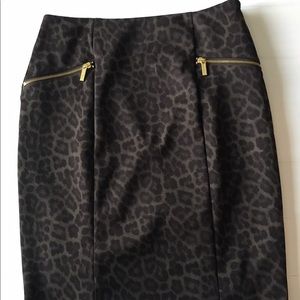 Michael Kors Leopard pencil skirt size 8
