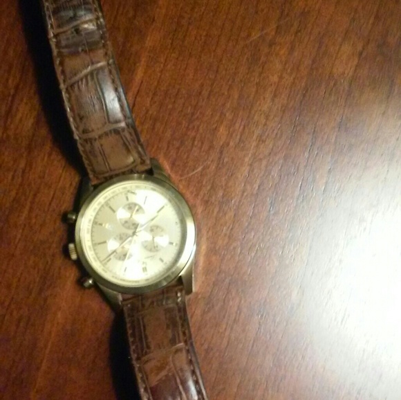 Luicen Piccard Watch - Picture 7 of 7