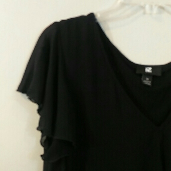 IZ Byer Womens 1X Black Flutter Sleeve Top Blouse - Picture 2 of 4