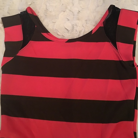 Top - Picture 3 of 4