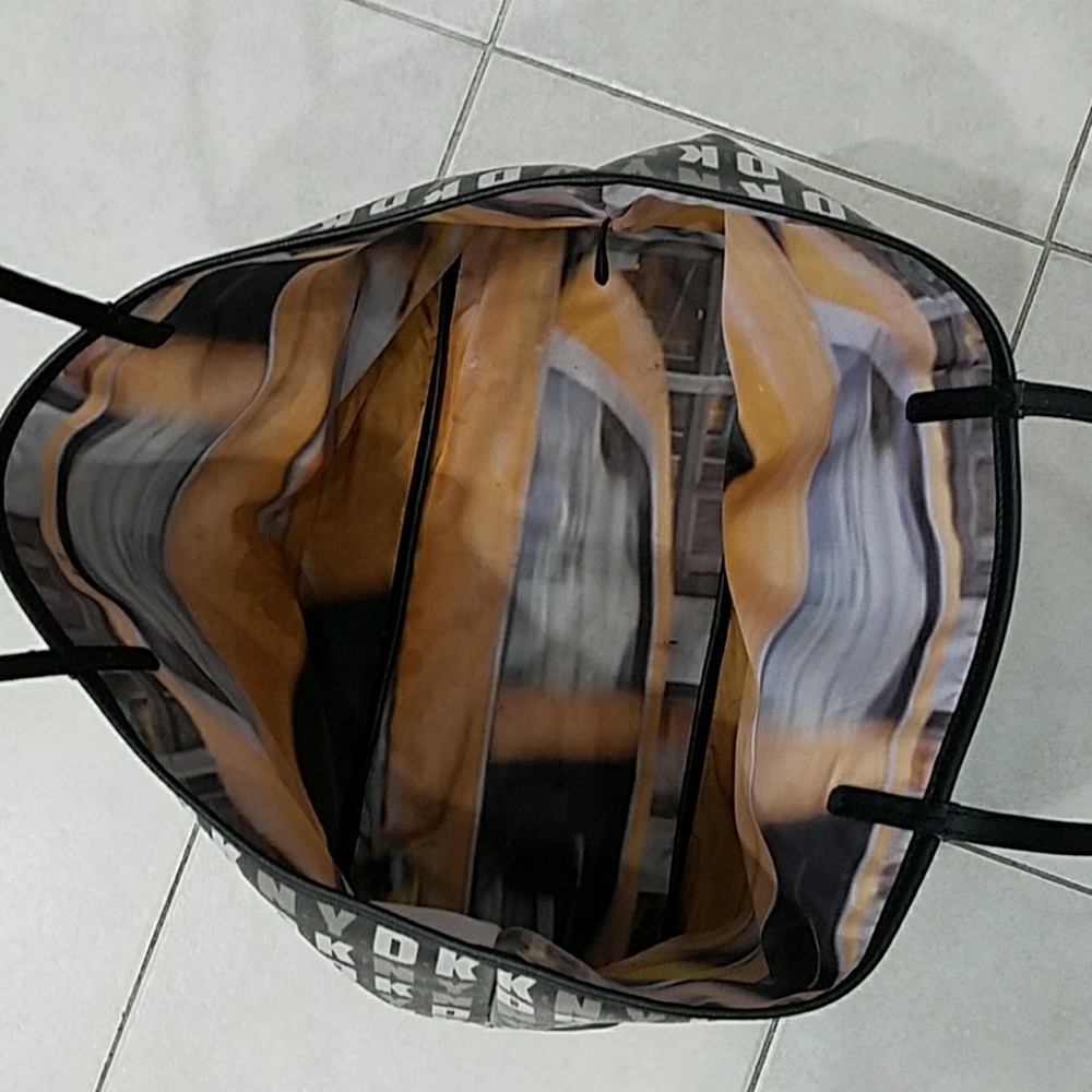 DKNY bag - Picture 4 of 5