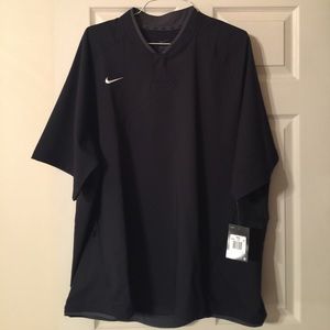 Nike short sleeve pullover