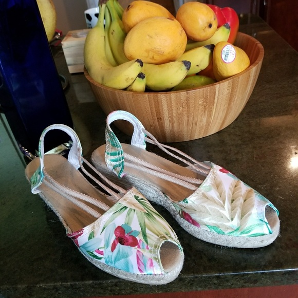 Chico's tropical spadrilles - Picture 3 of 7