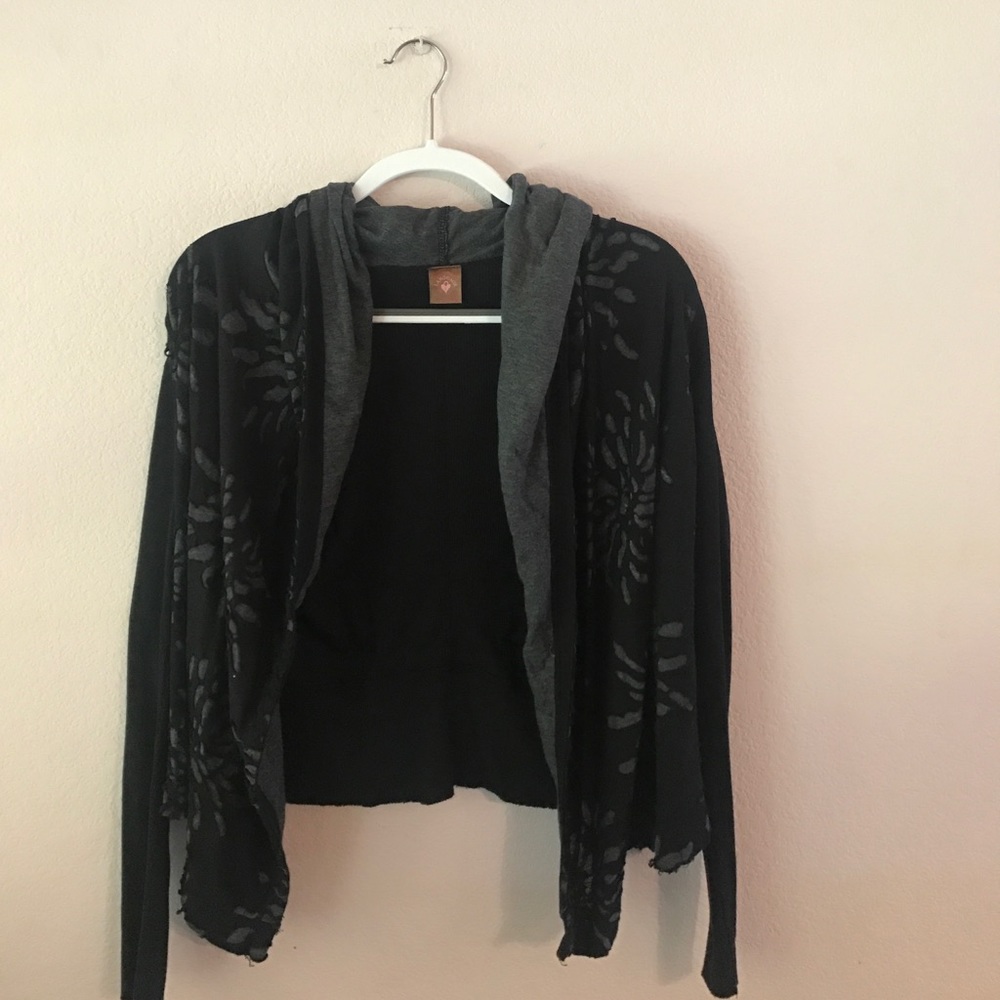 Black and Grey patterned cardigan