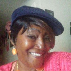 Meet your Posher, Frances