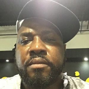 Meet your Posher, Leon