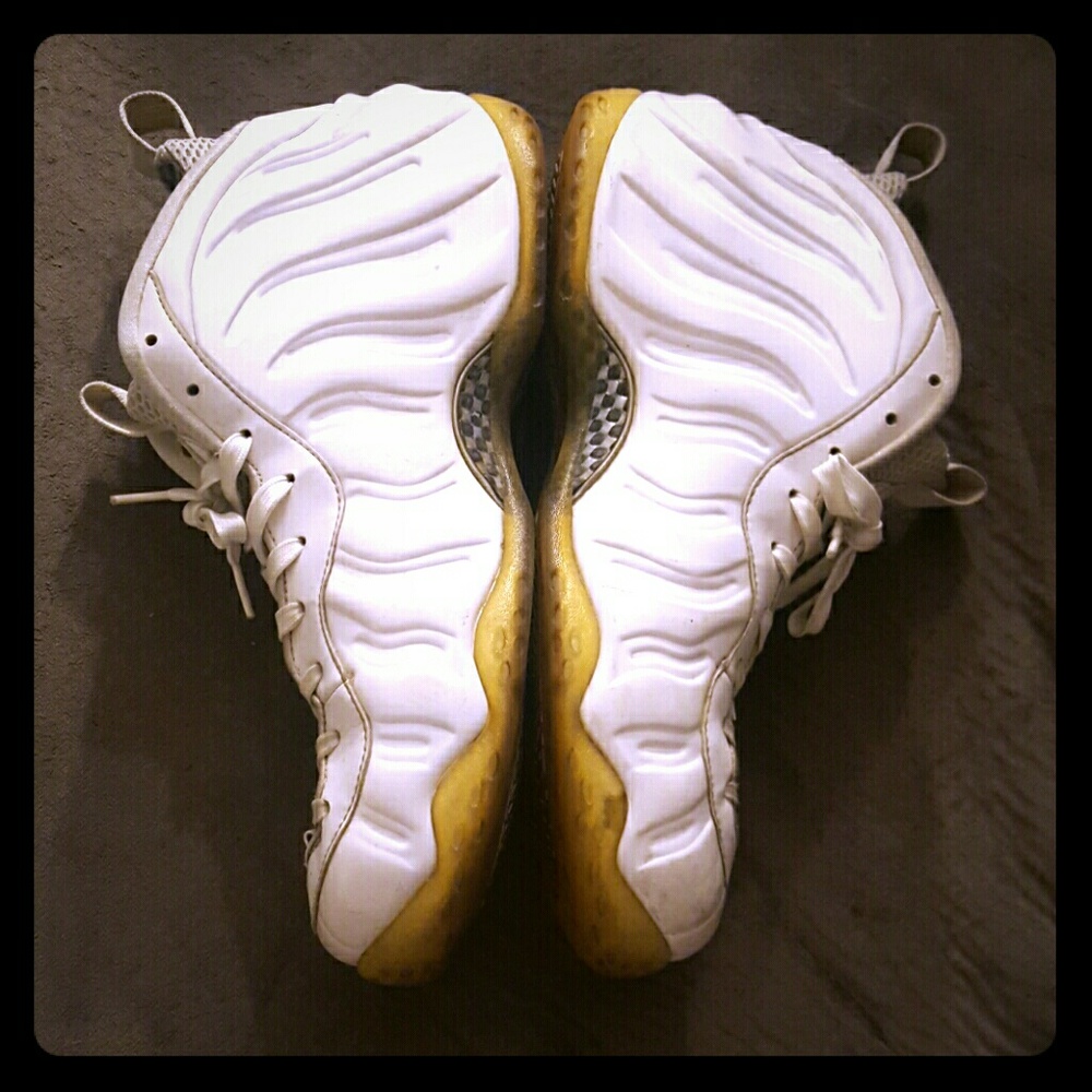 White foams