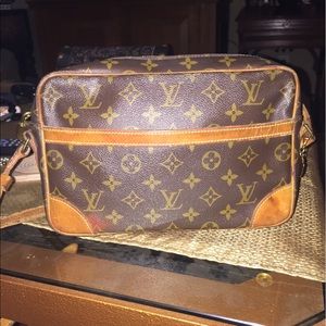 Louis Vuitton Cross Body Bag