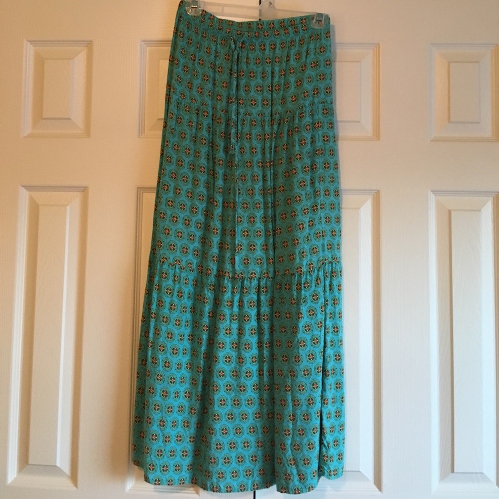 Fun maxi skirt!