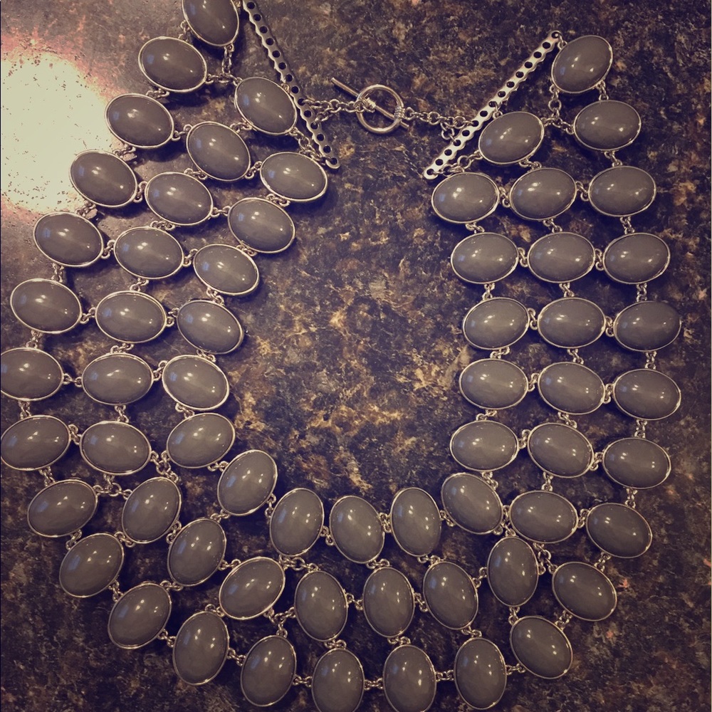 Statement necklace