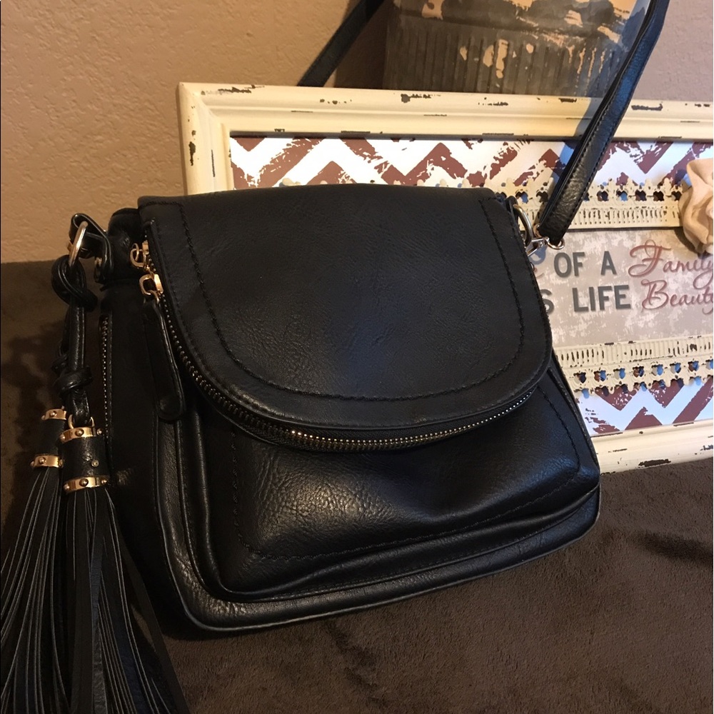Women's cross body purse