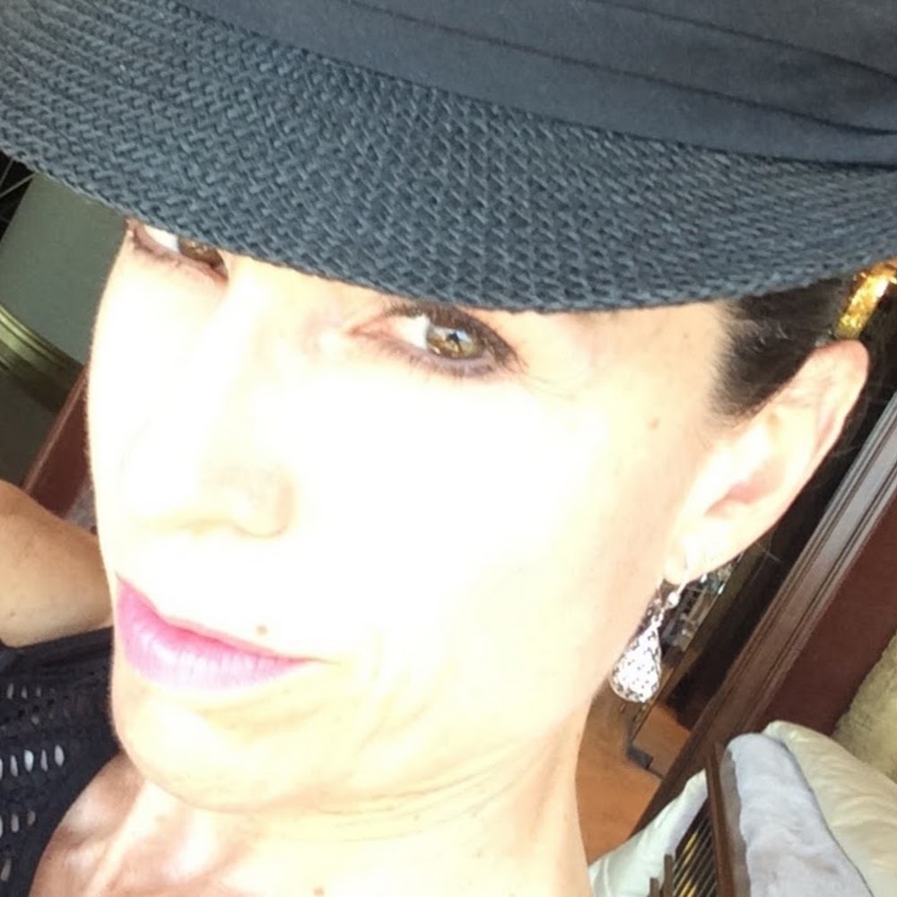 Meet your Posher, Teri