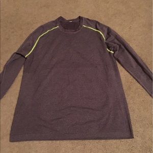 Lulu Lemon workout shirt