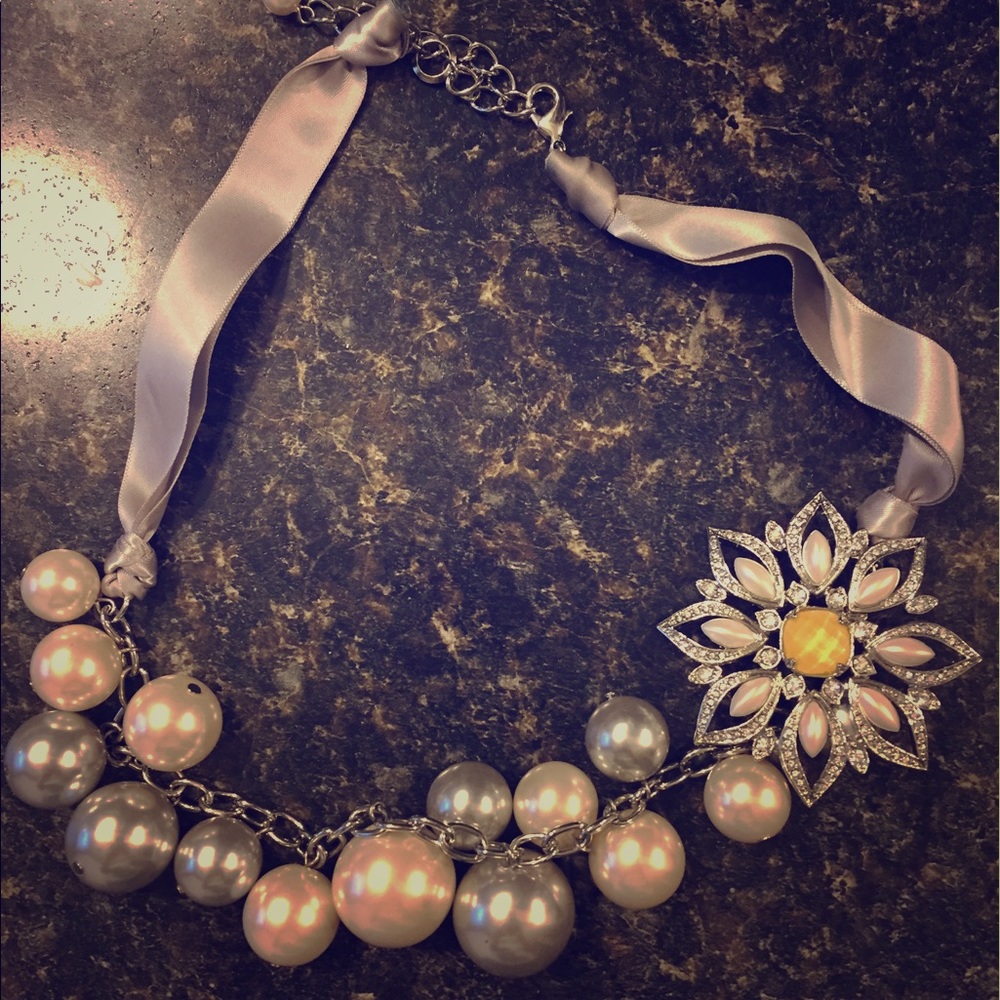 Statement necklace