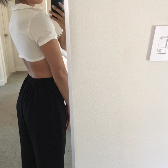 SALE! Vintage Cropped Front Tie Top - Picture 3 of 5