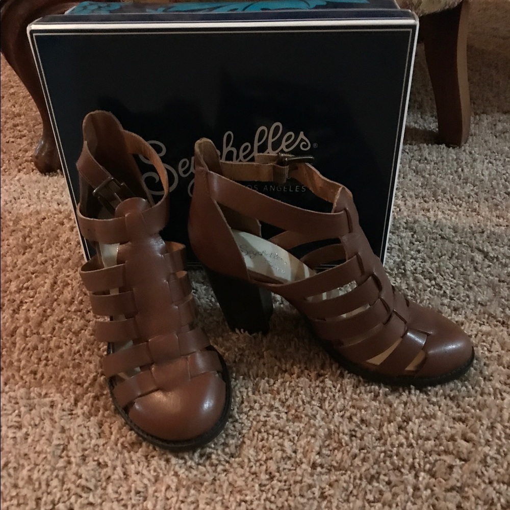 Seychelles Shoes Sz 8.5
