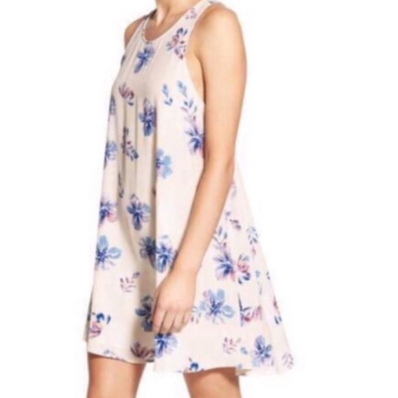Astr Dresses & Skirts - ASTR • floral racerback swing dress