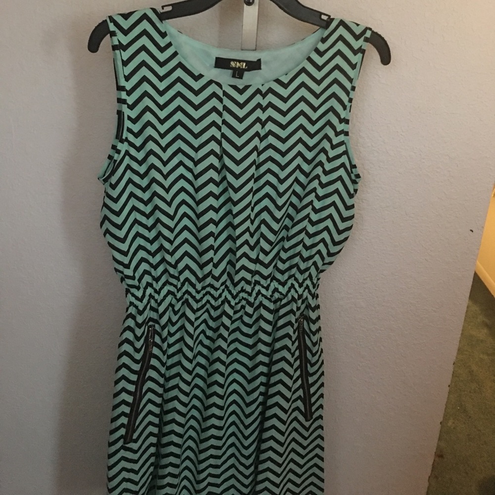 A chevron dress.