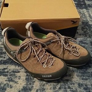 FINAL PRICE Salewa women's hiking shoes