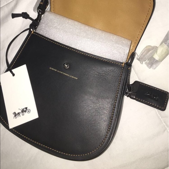 Authentic COACH purse - Picture 2 of 4