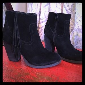 Sbicca ankle boots