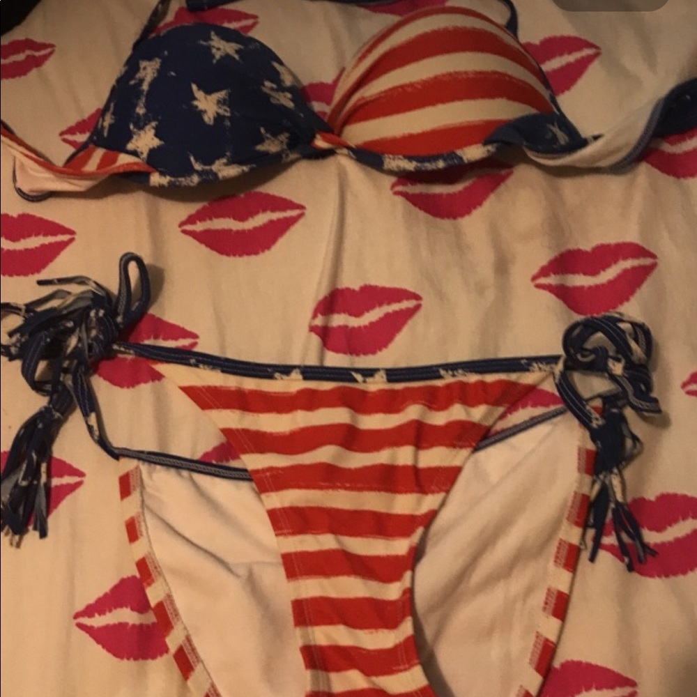 Bathing suit